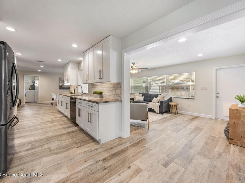 215 S Robert Way, Satellite Beach, FL 32937