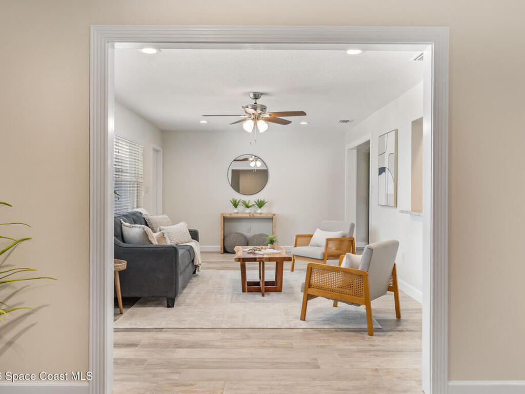 215 S Robert Way, Satellite Beach, FL 32937