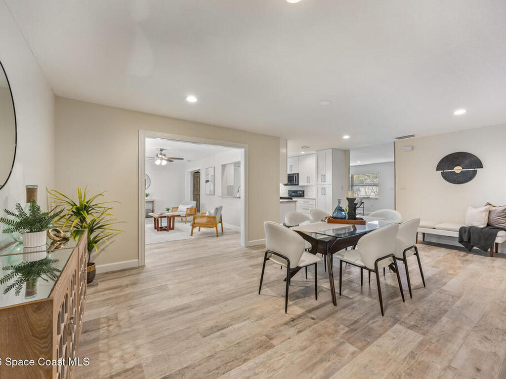 215 S Robert Way, Satellite Beach, FL 32937