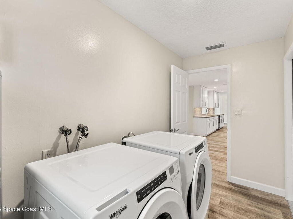 215 S Robert Way, Satellite Beach, FL 32937