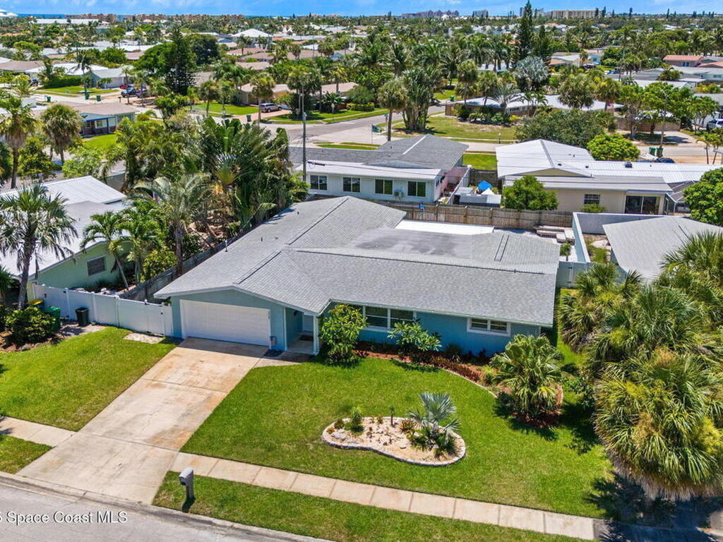 215 S Robert Way, Satellite Beach, FL 32937