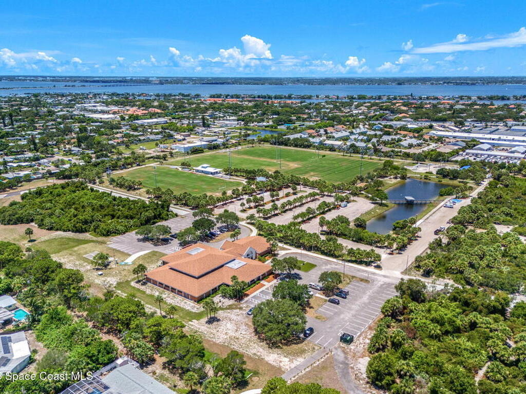 215 S Robert Way, Satellite Beach, FL 32937