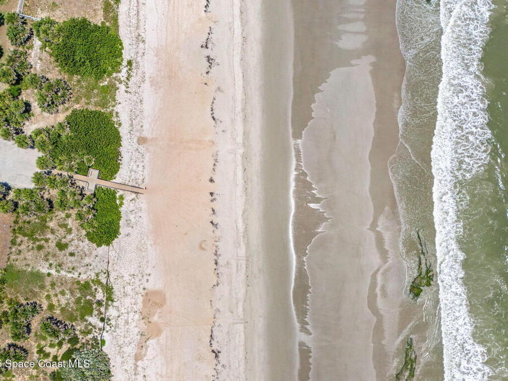 215 S Robert Way, Satellite Beach, FL 32937