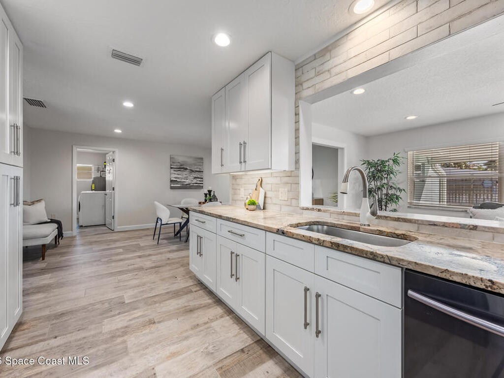 215 S Robert Way, Satellite Beach, FL 32937