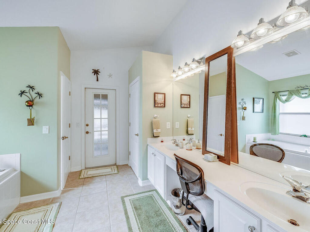 4910 Worthington Circle, Rockledge, FL 32955