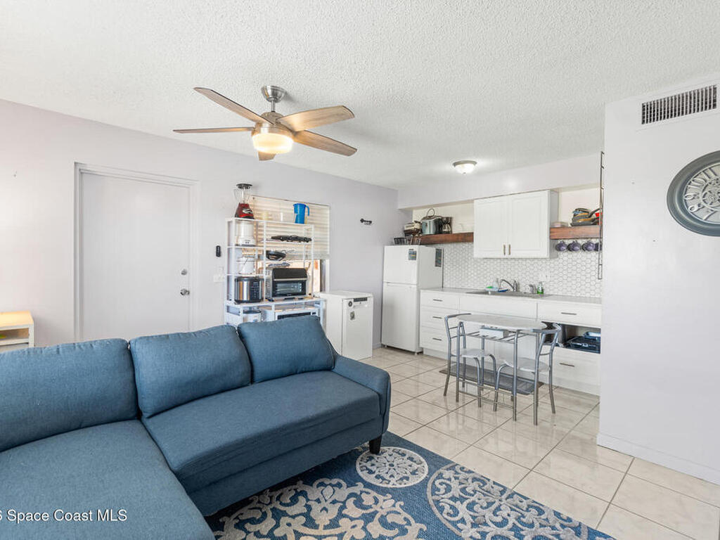 232 San Juan Circle, Melbourne, FL 32935