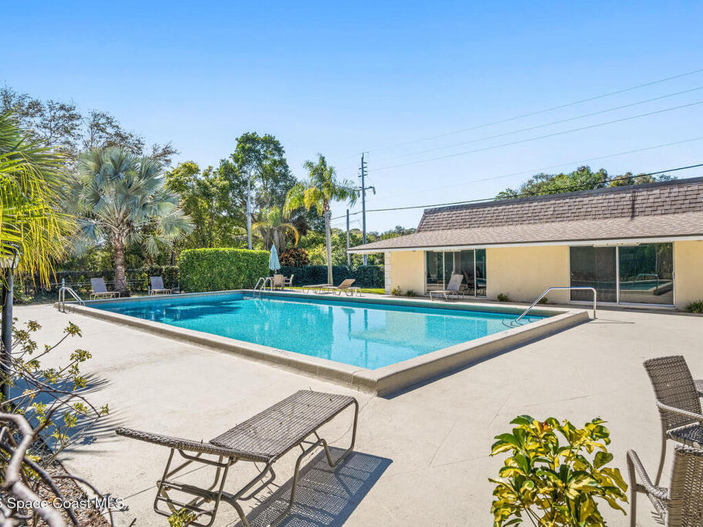 1166 6th Avenue, Vero Beach, FL 32960