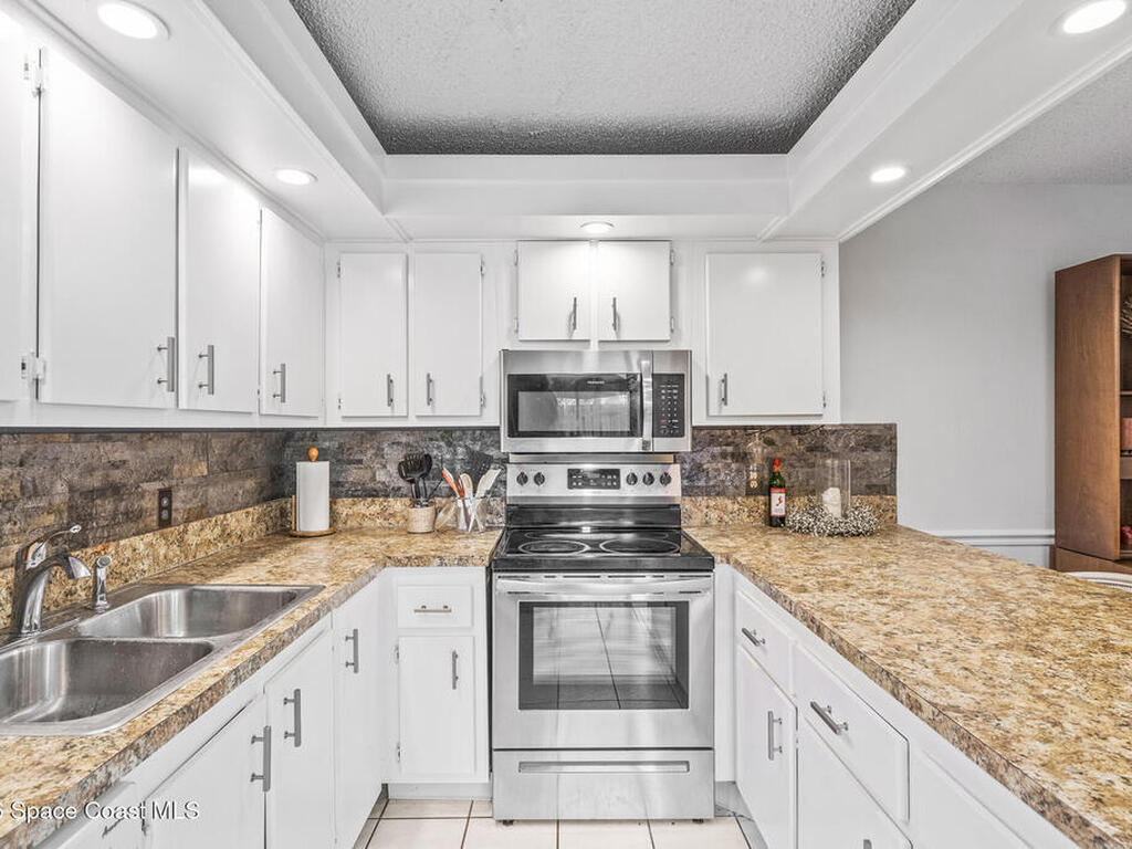 1166 6th Avenue, Vero Beach, FL 32960