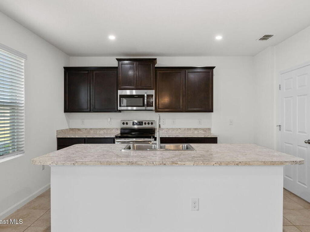 422 Moray Drive, Palm Bay, FL 32908