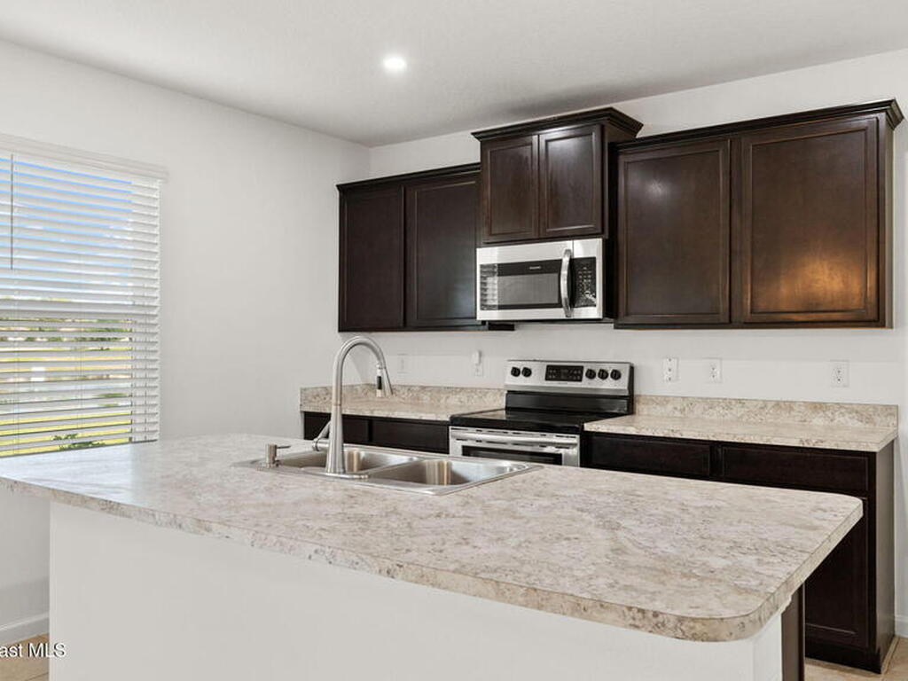 422 Moray Drive, Palm Bay, FL 32908