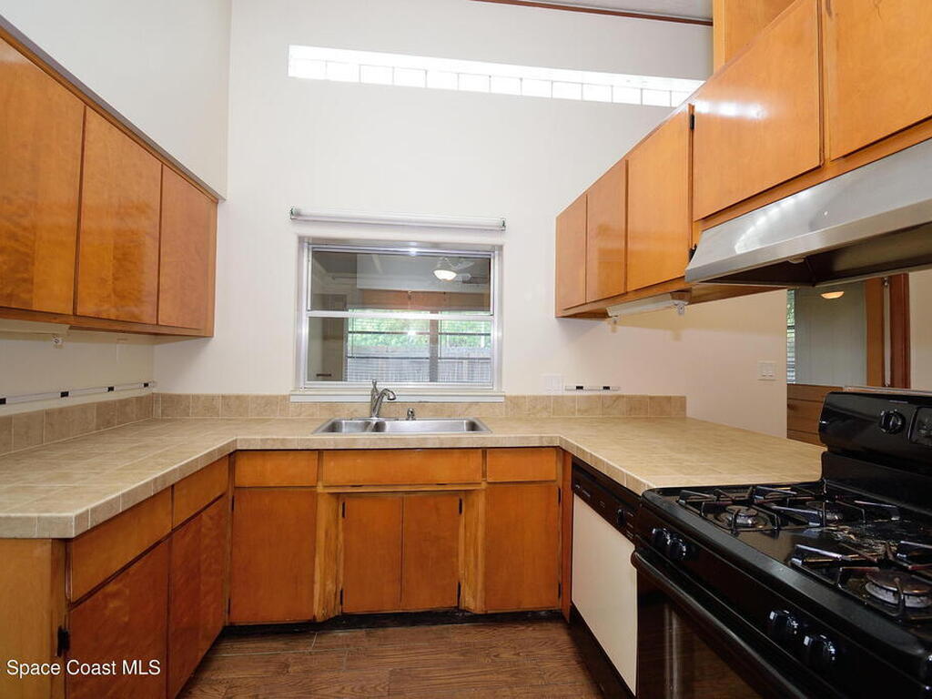 150 W Alachua Lane, Cocoa Beach, FL 32931