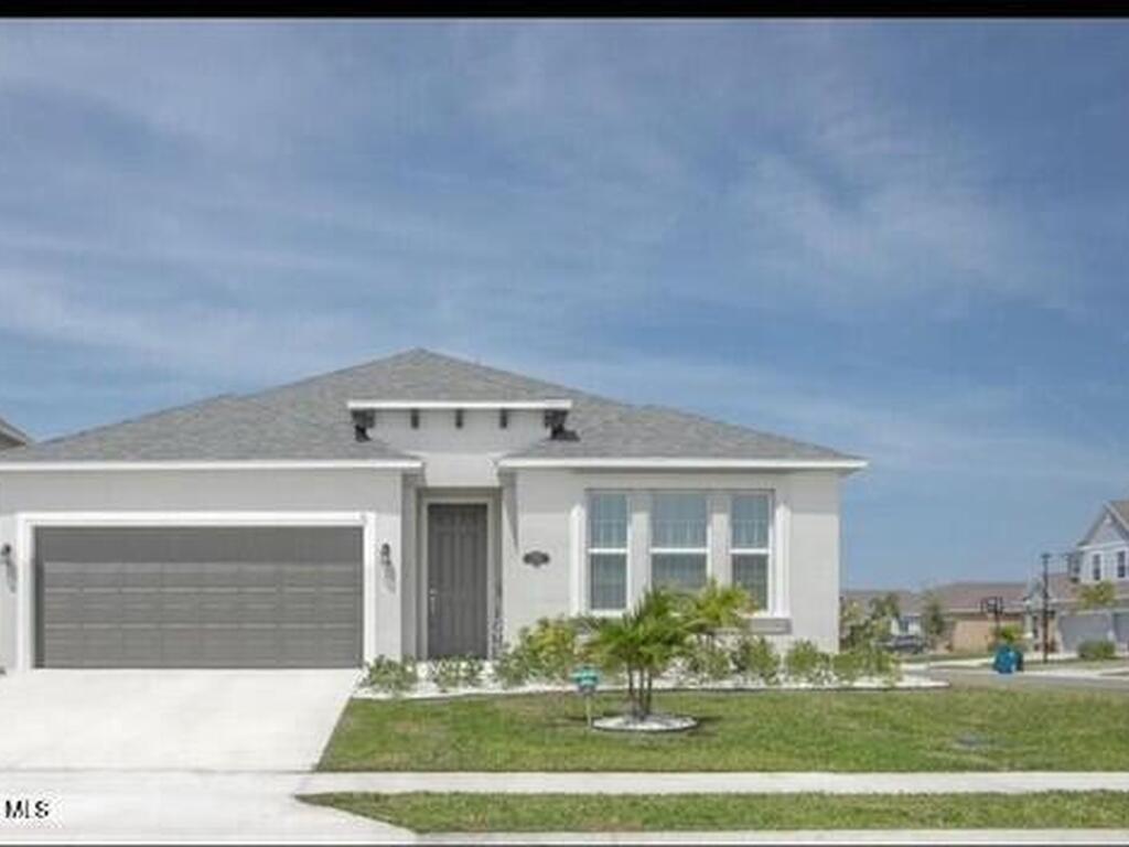 2792 Pinwherry Street, Palm Bay, FL 32907