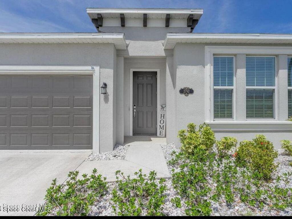 2792 Pinwherry Street, Palm Bay, FL 32907