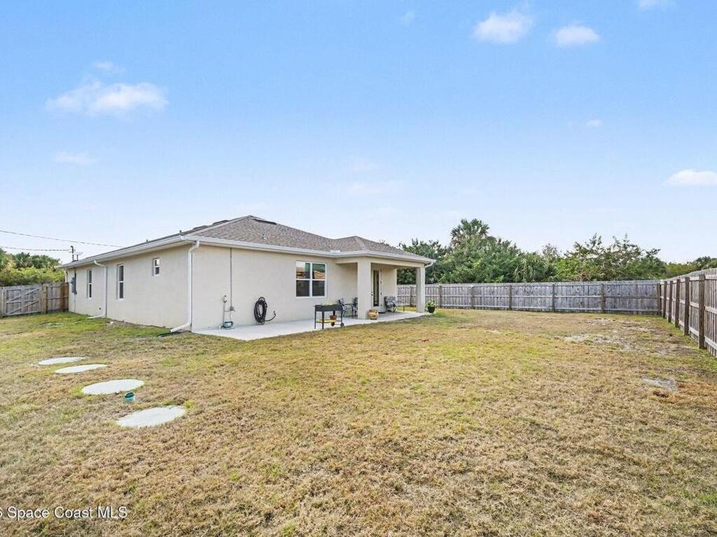 831 Beach Street, Palm Bay, FL 32908