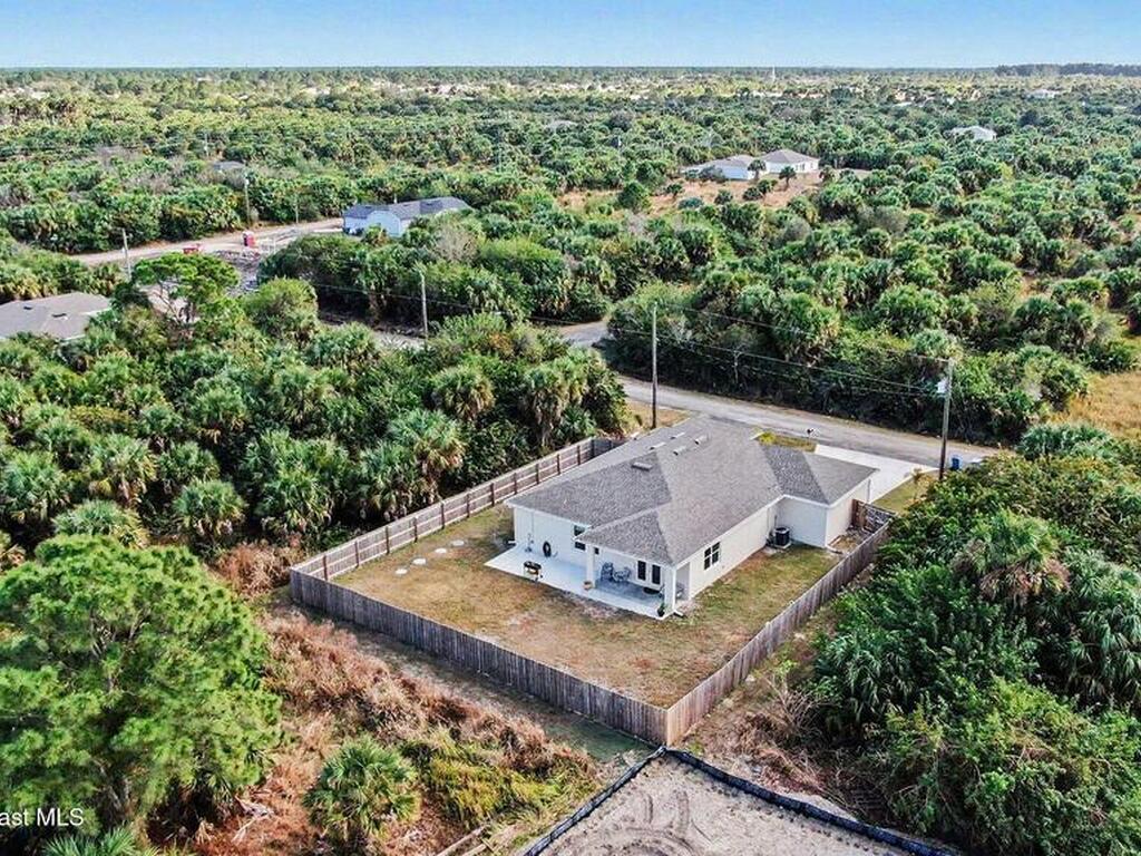 831 Beach Street, Palm Bay, FL 32908