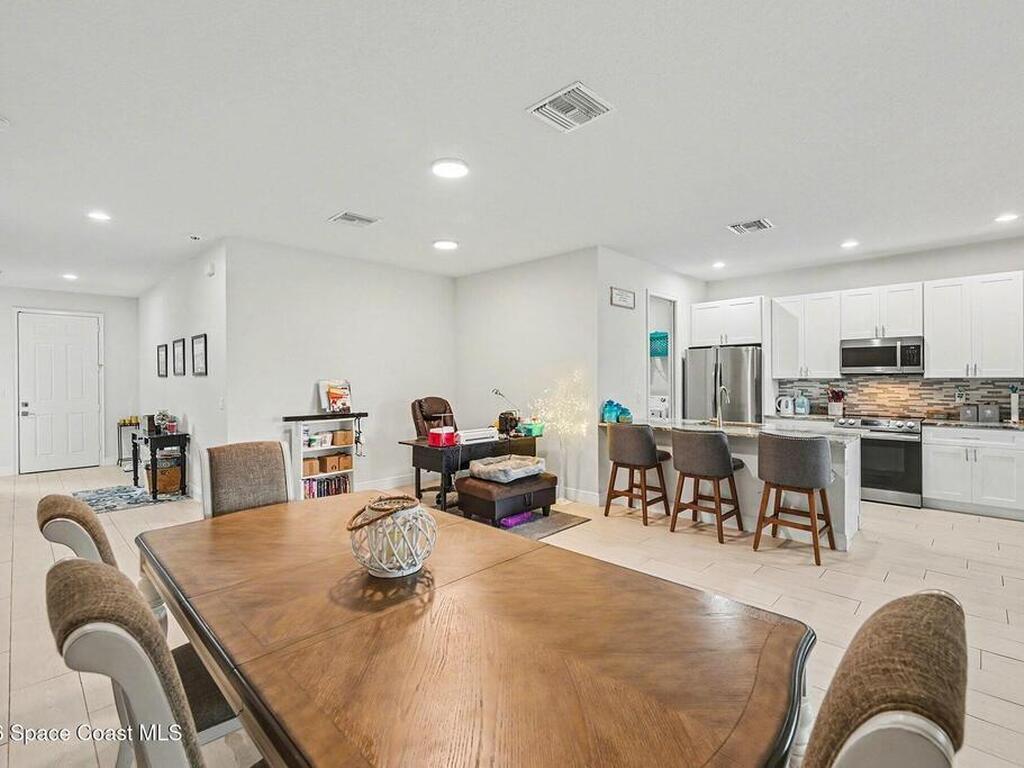 831 Beach Street, Palm Bay, FL 32908