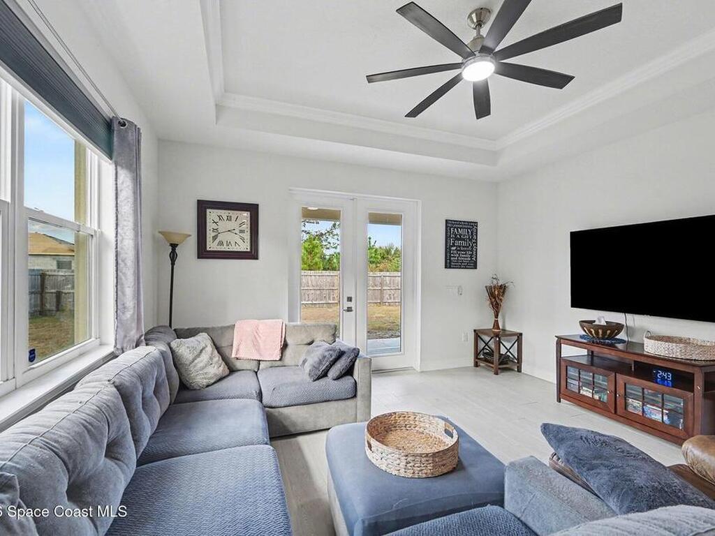 831 Beach Street, Palm Bay, FL 32908