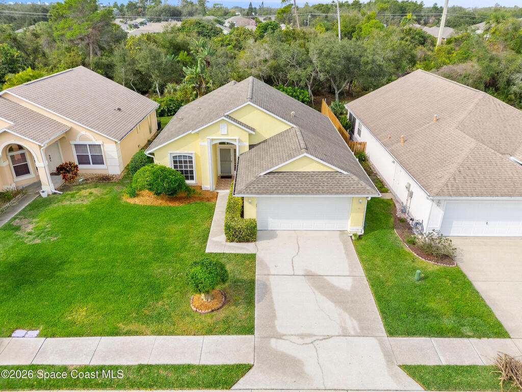 1060 Pine Creek Circle, Palm Bay, FL 32905