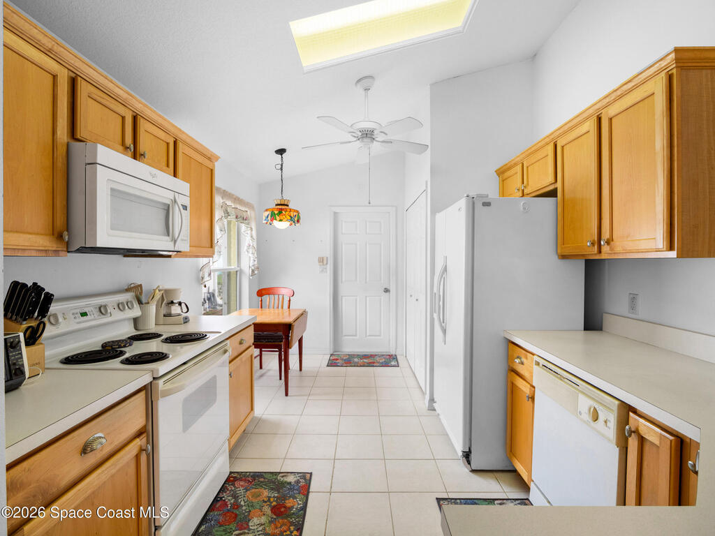 1060 Pine Creek Circle, Palm Bay, FL 32905