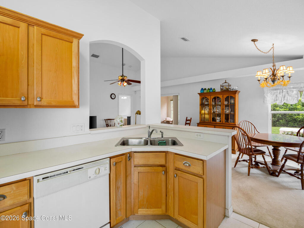 1060 Pine Creek Circle, Palm Bay, FL 32905