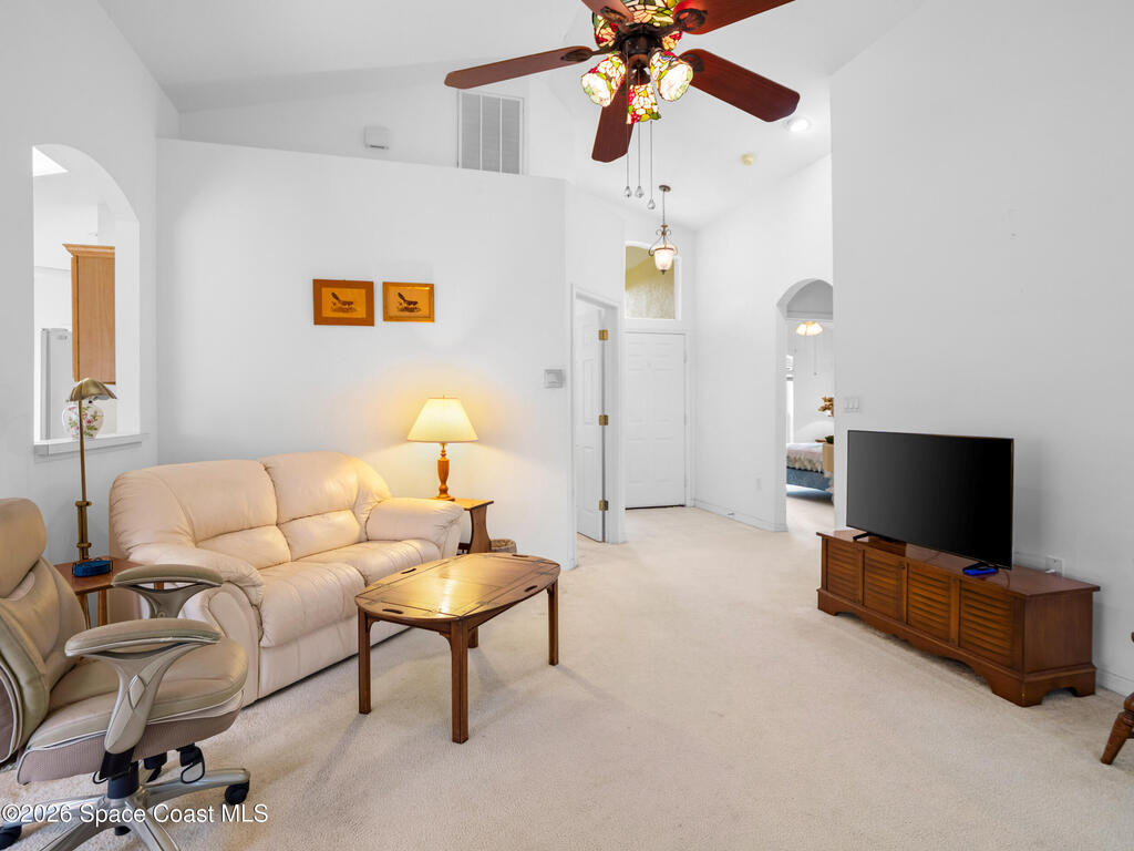 1060 Pine Creek Circle, Palm Bay, FL 32905