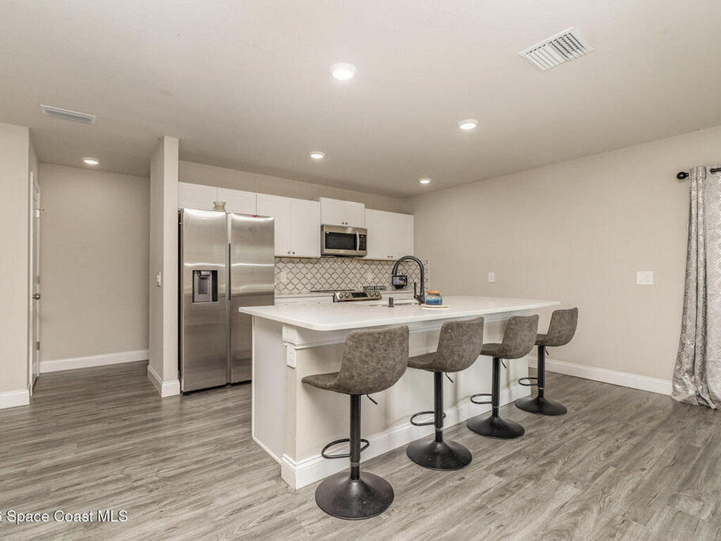 866 Carnival Road Se Road, Palm Bay, FL 32909