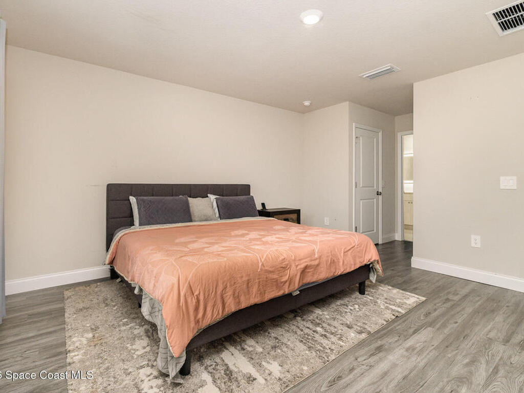 866 Carnival Road Se Road, Palm Bay, FL 32909