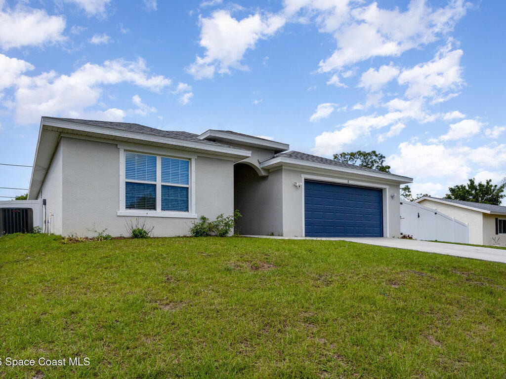866 Carnival Road Se Road, Palm Bay, FL 32909