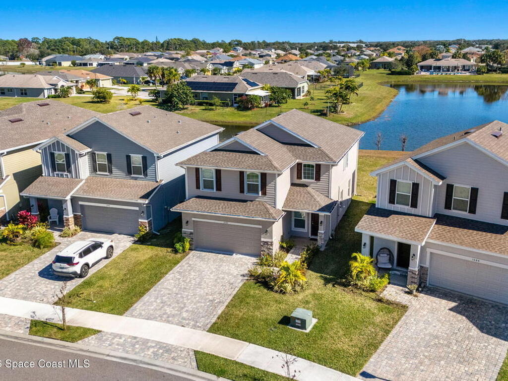 1092 Canfield Circle, Palm Bay, FL 32909