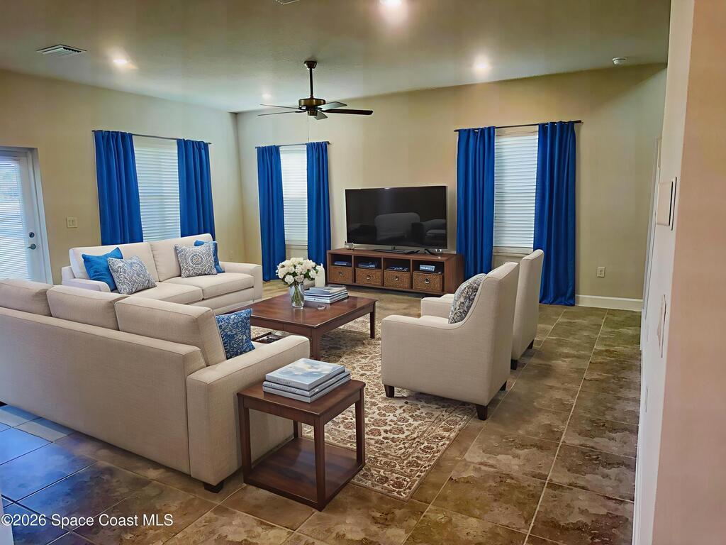 1092 Canfield Circle, Palm Bay, FL 32909