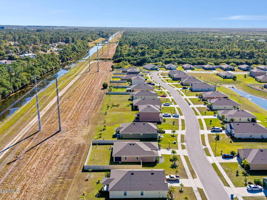 389 Guinevere Drive, Palm Bay, FL 32908