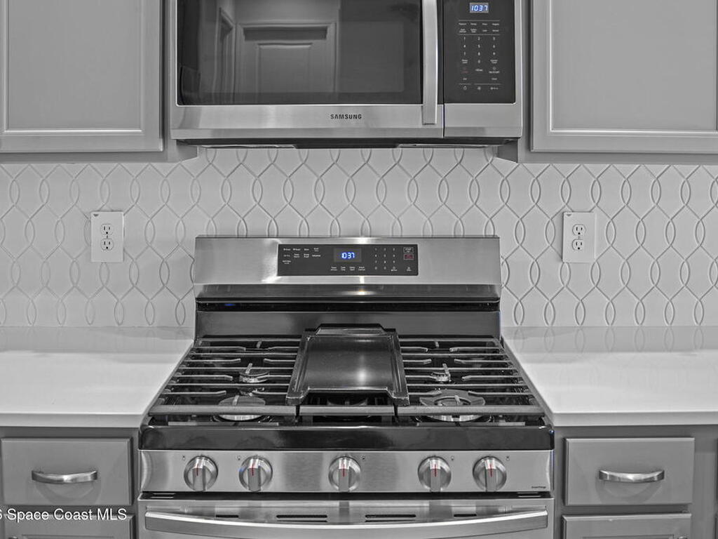 2690 Avalonia Drive, Melbourne, FL 32940