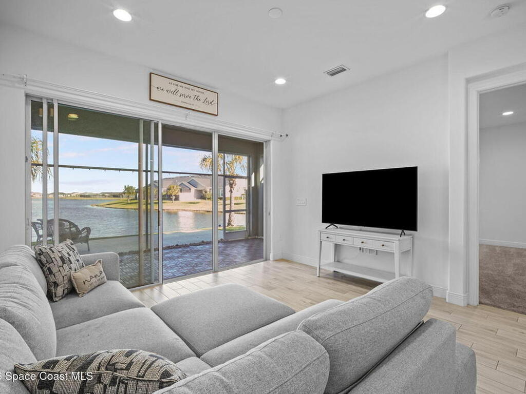 2690 Avalonia Drive, Melbourne, FL 32940