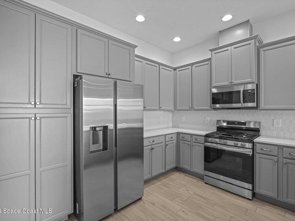 2690 Avalonia Drive, Melbourne, FL 32940