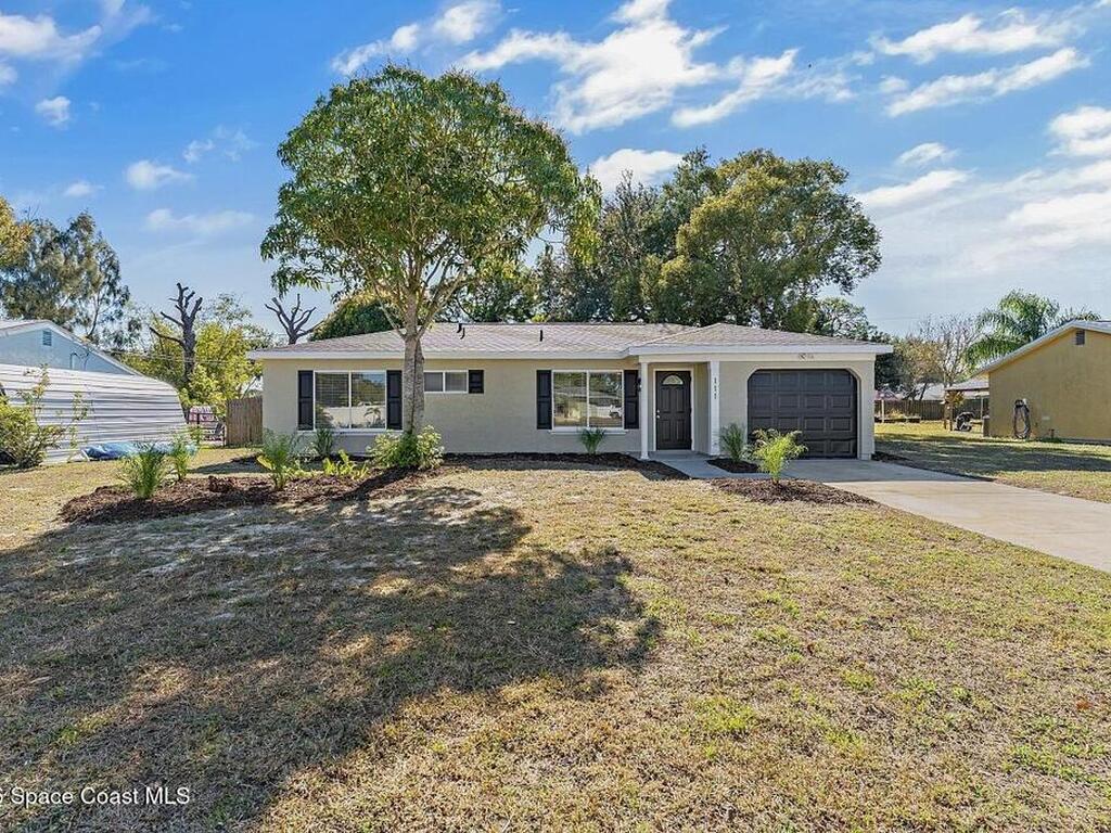 111 Alameda Avenue, Sebastian, FL 32958