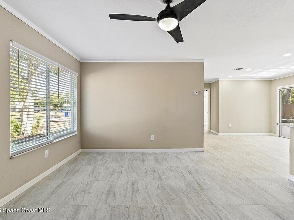 111 Alameda Avenue, Sebastian, FL 32958