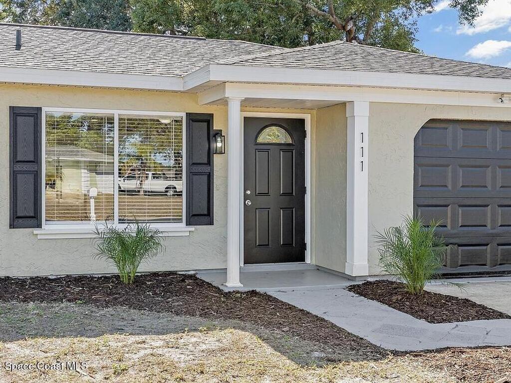 111 Alameda Avenue, Sebastian, FL 32958