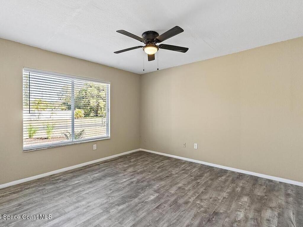 111 Alameda Avenue, Sebastian, FL 32958