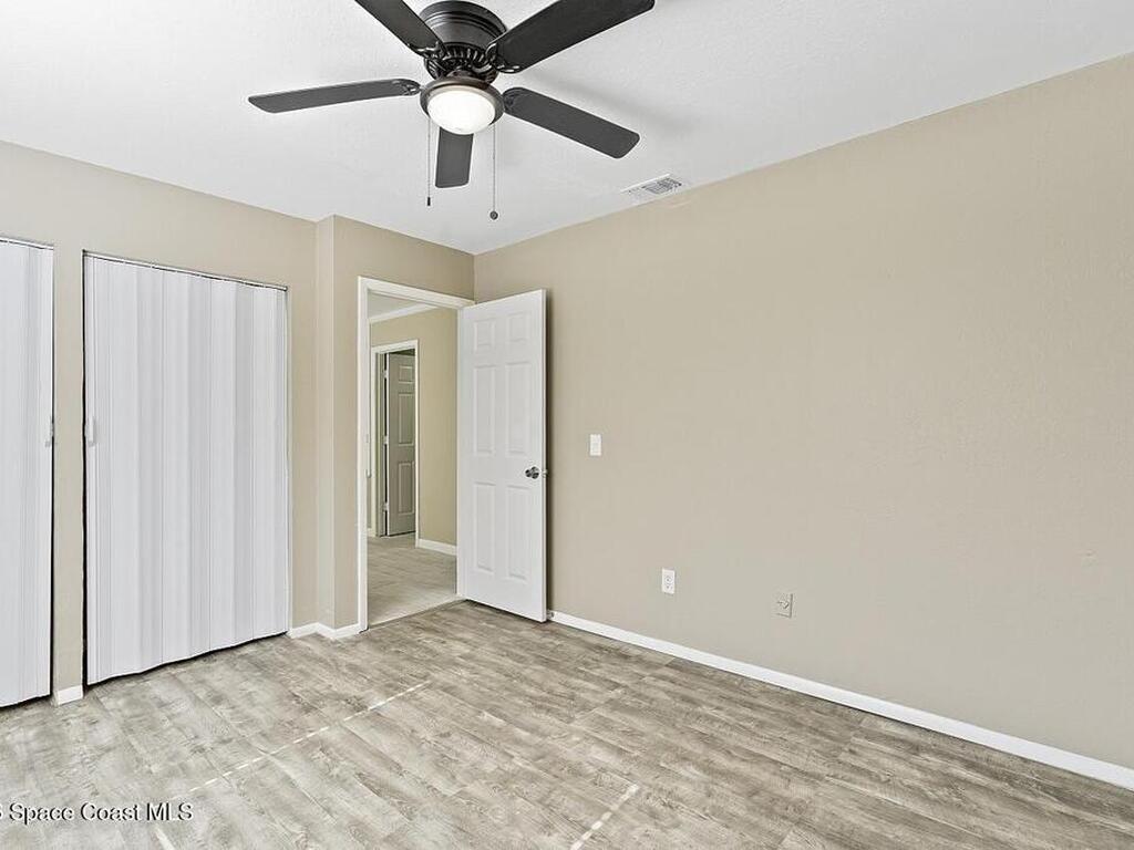 111 Alameda Avenue, Sebastian, FL 32958