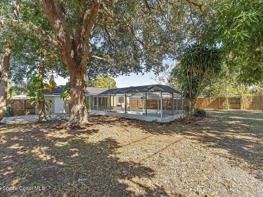 111 Alameda Avenue, Sebastian, FL 32958