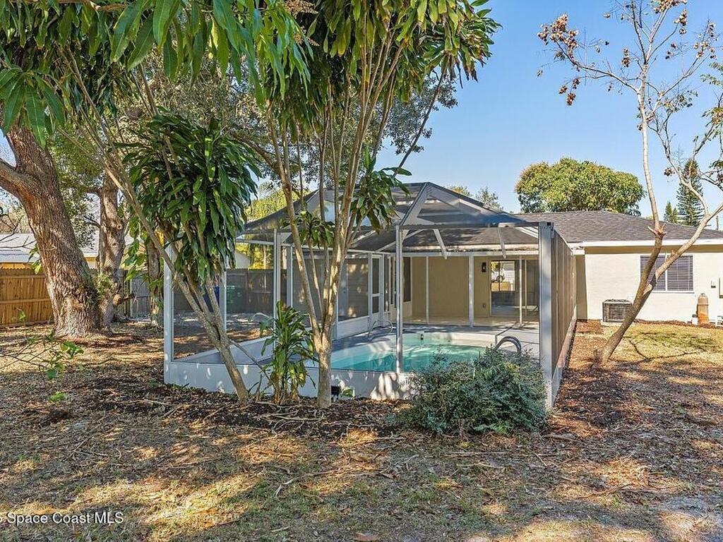 111 Alameda Avenue, Sebastian, FL 32958