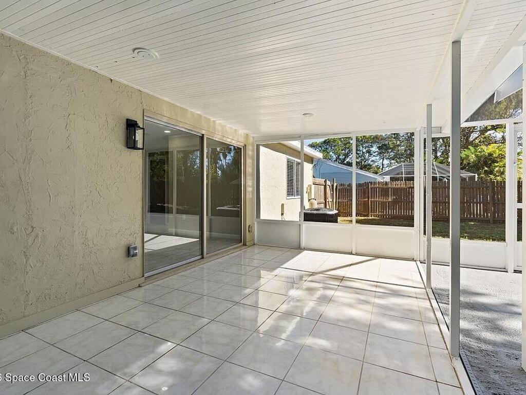 111 Alameda Avenue, Sebastian, FL 32958