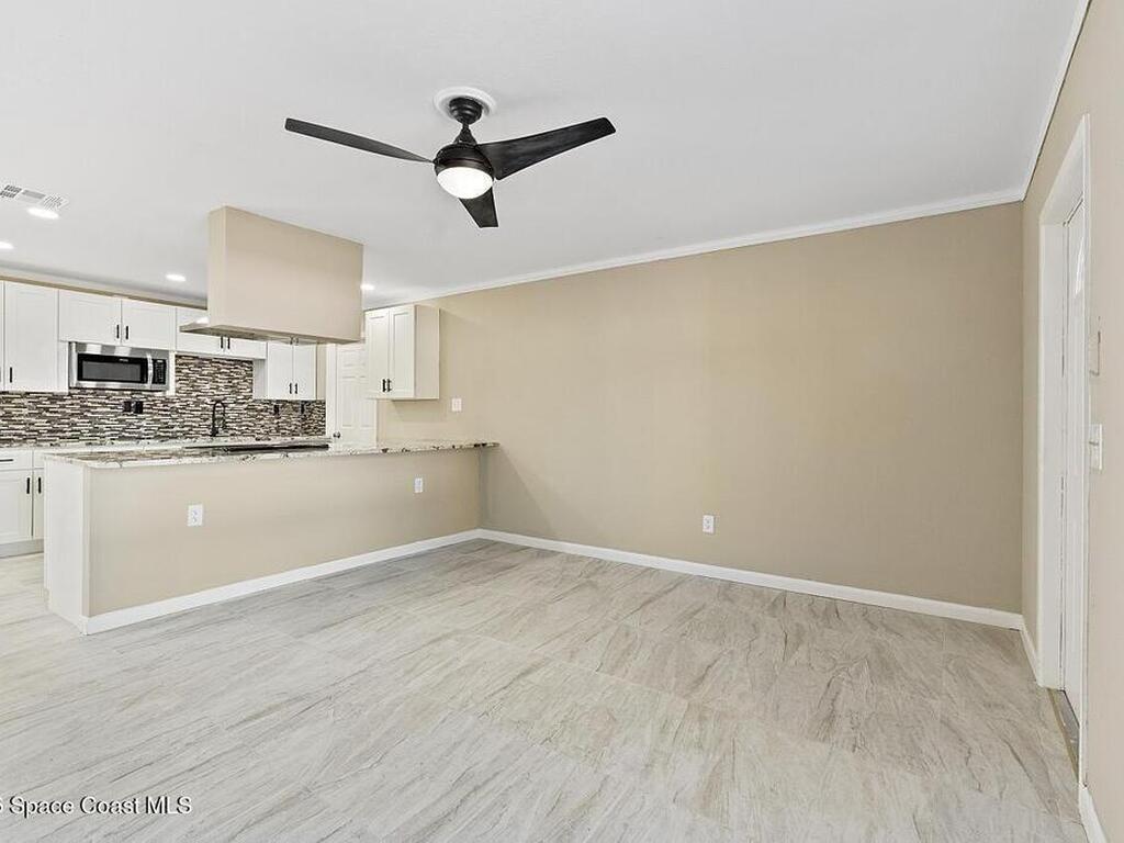 111 Alameda Avenue, Sebastian, FL 32958