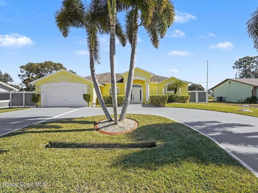 315 Bryn Mawr Avenue, Palm Bay, FL 32907