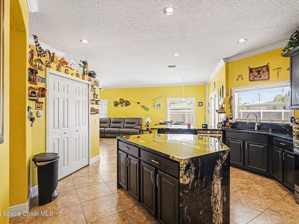 315 Bryn Mawr Avenue, Palm Bay, FL 32907