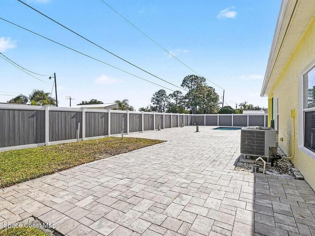 315 Bryn Mawr Avenue, Palm Bay, FL 32907