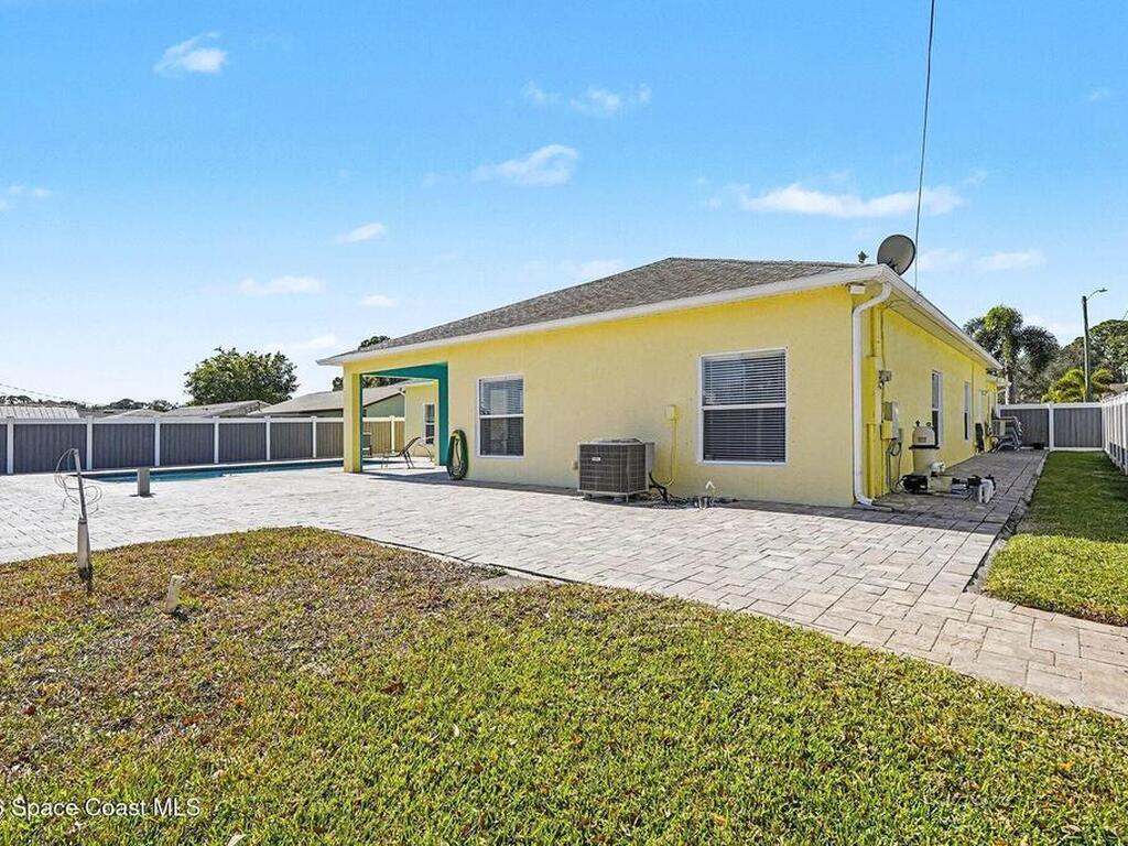 315 Bryn Mawr Avenue, Palm Bay, FL 32907