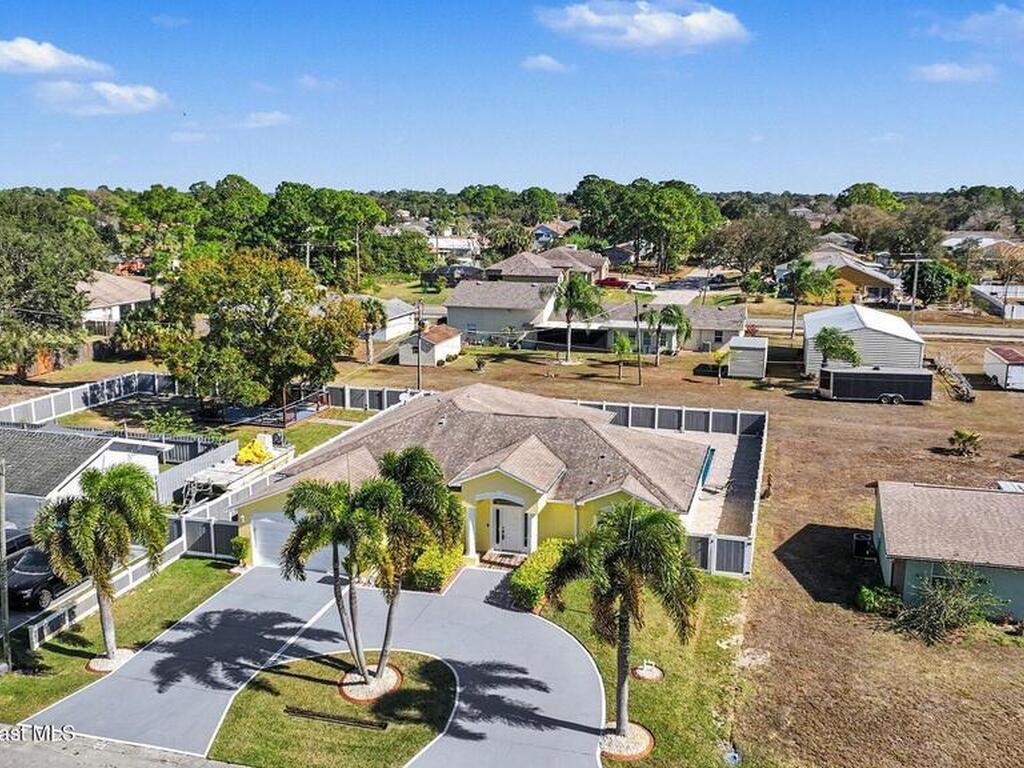 315 Bryn Mawr Avenue, Palm Bay, FL 32907