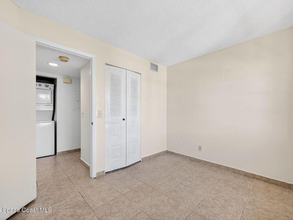 975 Sonesta Avenue, Palm Bay, FL 32905