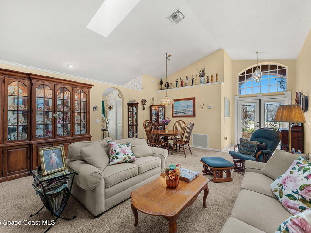 7828 Falling Leaf Place, Melbourne, FL 32940